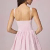 Marissa A-Linien-Minikleid mit Schleifenverzierung in zartem Mauve-Streifen Marissa A-Linien-Minikleid mit Schleifenverzierung in zartem Mauve-Streifen