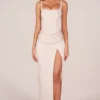 Marleigh Korsett-Maxikleid mit hohem Beinschlitz in Elfenbein Marleigh Korsett-Maxikleid mit hohem Beinschlitz in Elfenbein