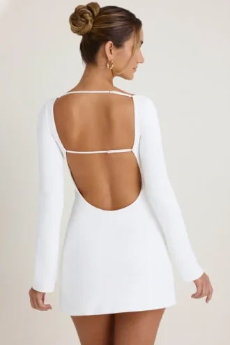 Mavisa Cut-Out-Minikleid mit langen Ärmeln in Weiß