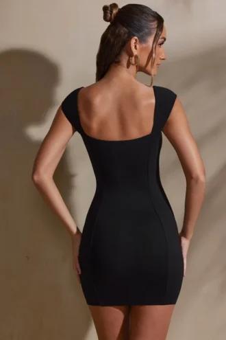 Meli Minikleid mit Herzausschnitt und Flügelärmeln in Schwarz