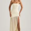 Melina Asymmetrisches, trägerloses Fishtail-Maxikleid in Elfenbein