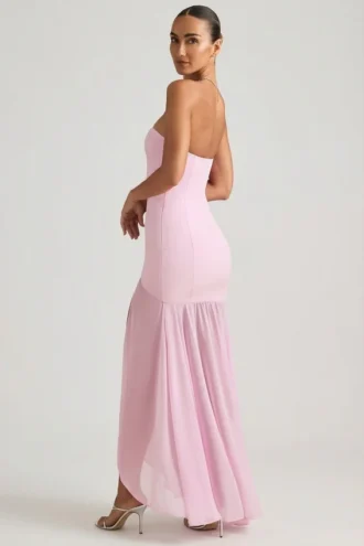 Melina Asymmetrisches, trägerloses Maxikleid mit Fischschwanz in zartem Rosa