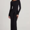 Mericia Maxikleid aus weichem Jersey mit U-Boot-Ausschnitt und gerafftem Saum in Schwarz Mericia Maxikleid aus weichem Jersey mit U-Boot-Ausschnitt und gerafftem Saum in Schwarz