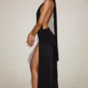 Merryth Maxikleid aus weichem Jersey mit Neckholder und rückenfreiem Ausschnitt in Schwarz Merryth Maxikleid aus weichem Jersey mit Neckholder und rückenfreiem Ausschnitt in Schwarz