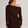Mira Modal-Minikleid mit schulterfreiem Ausschnitt in Schokoladenbraun