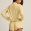 Mirae Modal-Pyjama-Oberteil mit langen Ärmeln in Pastellgelb Mirae Modal-Pyjama-Oberteil mit langen Ärmeln in Pastellgelb