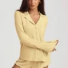 Mirae Modal-Pyjama-Oberteil mit langen Ärmeln in Pastellgelb Mirae Modal-Pyjama-Oberteil mit langen Ärmeln in Pastellgelb