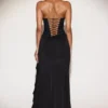 Miravie Verziertes Cowl-Neck-Kleid mit Rüschen in Schwarz