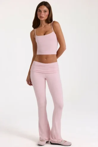 Modal-Hose mit mittlerer Leibhöhe und ausgestelltem Bein in Blush