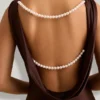 Monnie drapiertes A-Linien-Minikleid mit offenem Rücken in Schokoladenbraun