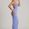 Monte Carlo Maxikleid mit verziertem Wasserfallausschnitt in Puderblau Monte Carlo Maxikleid mit verziertem Wasserfallausschnitt in Puderblau