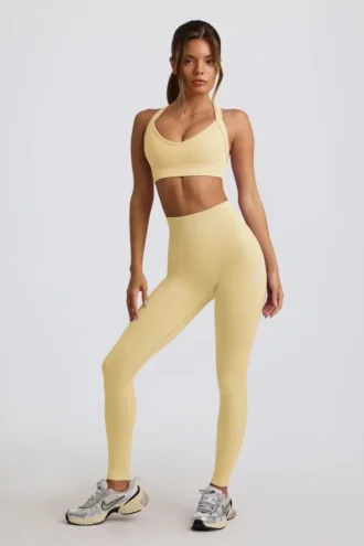 Nahtlose Super-Sculpt-Leggings mit hoher Taille in Buttergelb