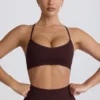 Nahtloser Super Sculpt Sport-BH mit gekreuztem Rücken in Chocolate