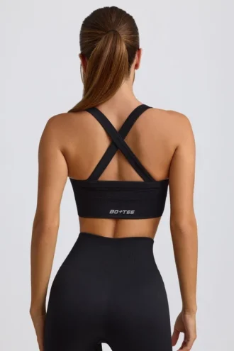 Nahtloser Super Sculpt Sport-BH mit gekreuzten Trägern in Schwarz