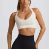 Nahtloser Super Sculpt Sport-BH mit gekreuzten Trägern in Weiß
