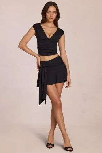 Evelique Mid-Rise Skort in Schwarz
