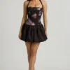 Nanala Neckholder-Minikleid mit Schnürung und Bubble-Saum in Schwarz mit Blumenprint
