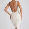 Navi Modal Midaxi-Kleid mit Spitzenbesatz in Elfenbein Navi Modal Midaxi-Kleid mit Spitzenbesatz in Elfenbein