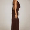 Navina Maxikleid aus weichem Jersey mit tiefem Neckholder-Ausschnitt in Schokoladenbraun