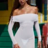 Nemba Transparentes schulterfreies Minikleid in Weiß Nemba Transparentes schulterfreies Minikleid in Weiß