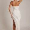 Nevali Bandeau-Maxikleid mit Rüschen in Elfenbein Nevali Bandeau-Maxikleid mit Rüschen in Elfenbein