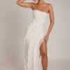 Nevali Bandeau-Maxikleid mit Rüschen in Elfenbein Nevali Bandeau-Maxikleid mit Rüschen in Elfenbein