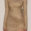 Nevina Verziertes asymmetrisches Bodycon-Minikleid in Gold