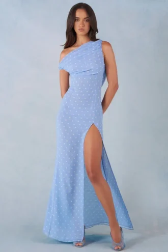 Nivara Ein-Schulter-Maxikleid mit blauem Polka-Dot-Print