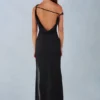Nivara One-Shoulder-Maxikleid in Schwarz Nivara One-Shoulder-Maxikleid in Schwarz
