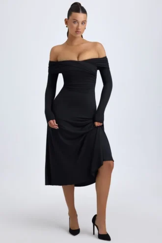 Noelle Modal-Midaxi-Kleid mit gerafften Schultern in Schwarz
