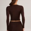 Noor Modal High-Rise Bodycon Mini-Shorts in Schokoladenbraun Noor Modal High-Rise Bodycon Mini-Shorts in Schokoladenbraun