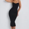 Nora Modal-Kleid mit Rüschen und Lagen in Schwarz Nora Modal-Kleid mit Rüschen und Lagen in Schwarz