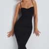 Nora Modal-Kleid mit Rüschen und Lagen in Schwarz Nora Modal-Kleid mit Rüschen und Lagen in Schwarz