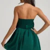 Norina Minikleid mit Schleifendetail im Smaragdgrün Norina Minikleid mit Schleifendetail im Smaragdgrün