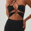 Oceane Maxikleid mit Cut-outs, Neckholder und bodenlangem Schnitt in Schwarz Oceane Maxikleid mit Cut-outs, Neckholder und bodenlangem Schnitt in Schwarz