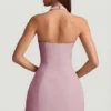 Odessa Nadelstreifen-Halterneck-Minikleid in A-Linie in Mauve Odessa Nadelstreifen-Halterneck-Minikleid in A-Linie in Mauve
