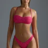 Oh Polly Bademode: HOTFIX Edition Verzierte V-förmige Cheeky-Bikinihose mit hohem Beinausschnitt in Raspberry Sorbet Oh Polly Bademode: HOTFIX Edition Verzierte V-förmige Cheeky-Bikinihose mit hohem Beinausschnitt in Raspberry Sorbet