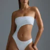 Oh Polly Bademode: HOTFIX Edition Verzierter Cheeky-Badeanzug mit Cut-outs in Weiß Oh Polly Bademode: HOTFIX Edition Verzierter Cheeky-Badeanzug mit Cut-outs in Weiß