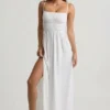 Olyssia Maxikleid mit gerafftem Oberteil in Weiß Olyssia Maxikleid mit gerafftem Oberteil in Weiß