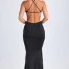 Omarosa Maxikleid mit Metallverzierungen und Cut-outs im Neckholder-Stil in Schwarz Omarosa Maxikleid mit Metallverzierungen und Cut-outs im Neckholder-Stil in Schwarz