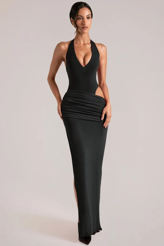 Oona Maxikleid mit tiefem Ausschnitt und Neckholder in Schwarz Oona Maxikleid mit tiefem Ausschnitt und Neckholder in Schwarz