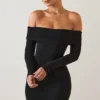 Oriana Modal-Minikleid mit schulterfreiem Ausschnitt in Schwarz Oriana Modal-Minikleid mit schulterfreiem Ausschnitt in Schwarz