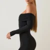 Oriana Modal-Minikleid mit schulterfreiem Ausschnitt in Schwarz Oriana Modal-Minikleid mit schulterfreiem Ausschnitt in Schwarz