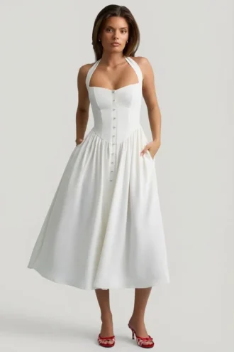 Orlena Midaxi-Kleid mit Neckholder und Knopfdetails in Weiß