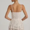 Orren Minikleid mit Rüschen und Verzierungen in Weiß Orren Minikleid mit Rüschen und Verzierungen in Weiß