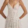 Orren Minikleid mit Rüschen und Verzierungen in Weiß Orren Minikleid mit Rüschen und Verzierungen in Weiß