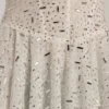 Orren Minikleid mit Rüschen und Verzierungen in Weiß Orren Minikleid mit Rüschen und Verzierungen in Weiß
