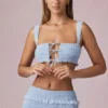 Ottilie Crop-Top mit Rüschen und Bindeband vorne in Powder Blue