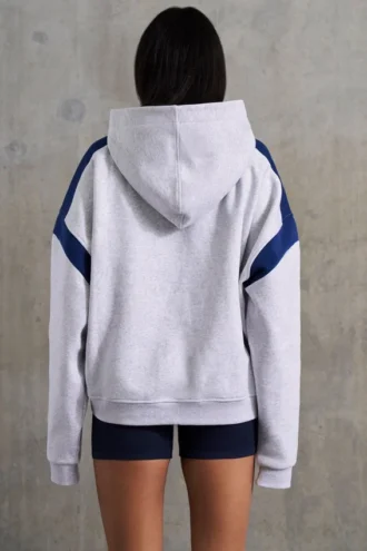 Oversize-Kapuzenpullover aus Baumwollfleece in Melange-Grau