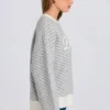 Oversize-Pullover mit gestricktem Logo in Ice Oversize-Pullover mit gestricktem Logo in Ice